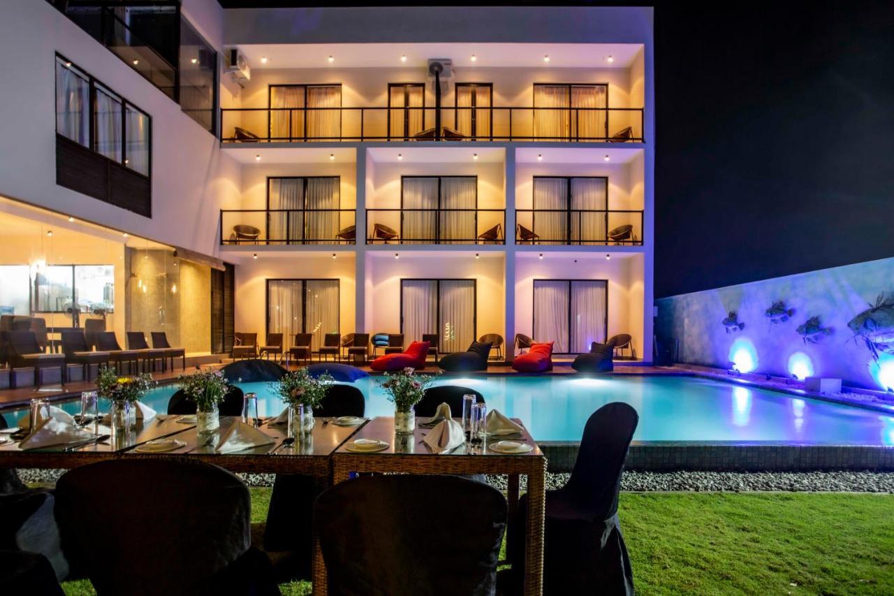 Beach & Bliss Mirissa Exterior foto